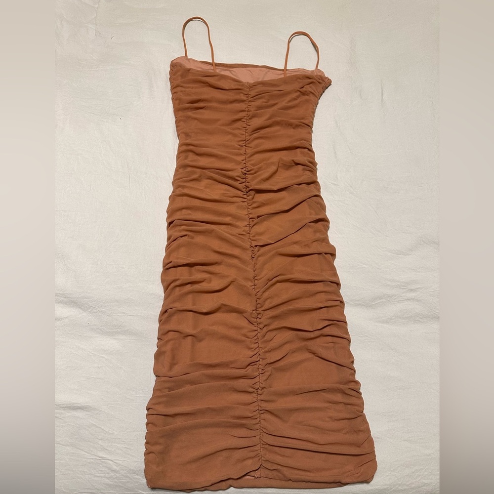 Oh Polly - Mauve/Blush Midi Ruched Dress - Picture 5 of 6